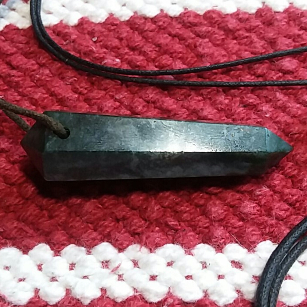 Crystal Necklaces Collection - Picture 4 of 11